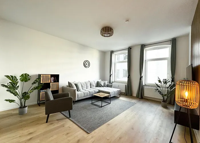 Stobbe I Zentral I Parkplatz I Kingsize I 116qm Appartamento Hannover